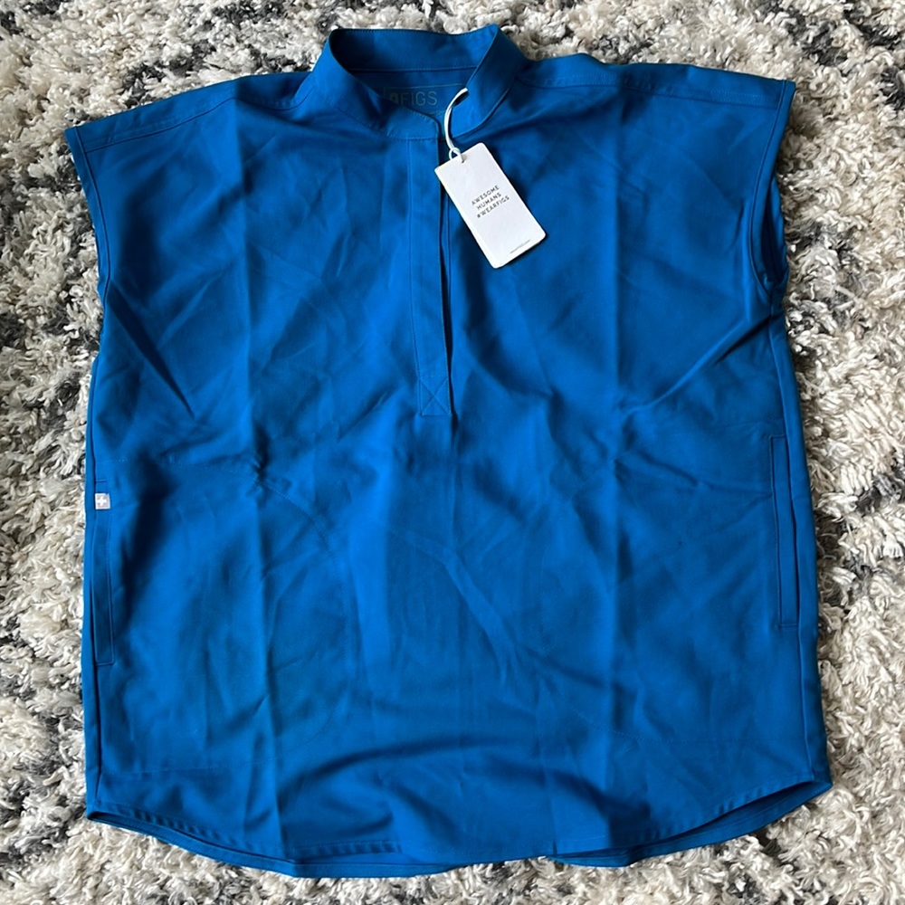 New with Tags Figs Rafaela Scrub Top
